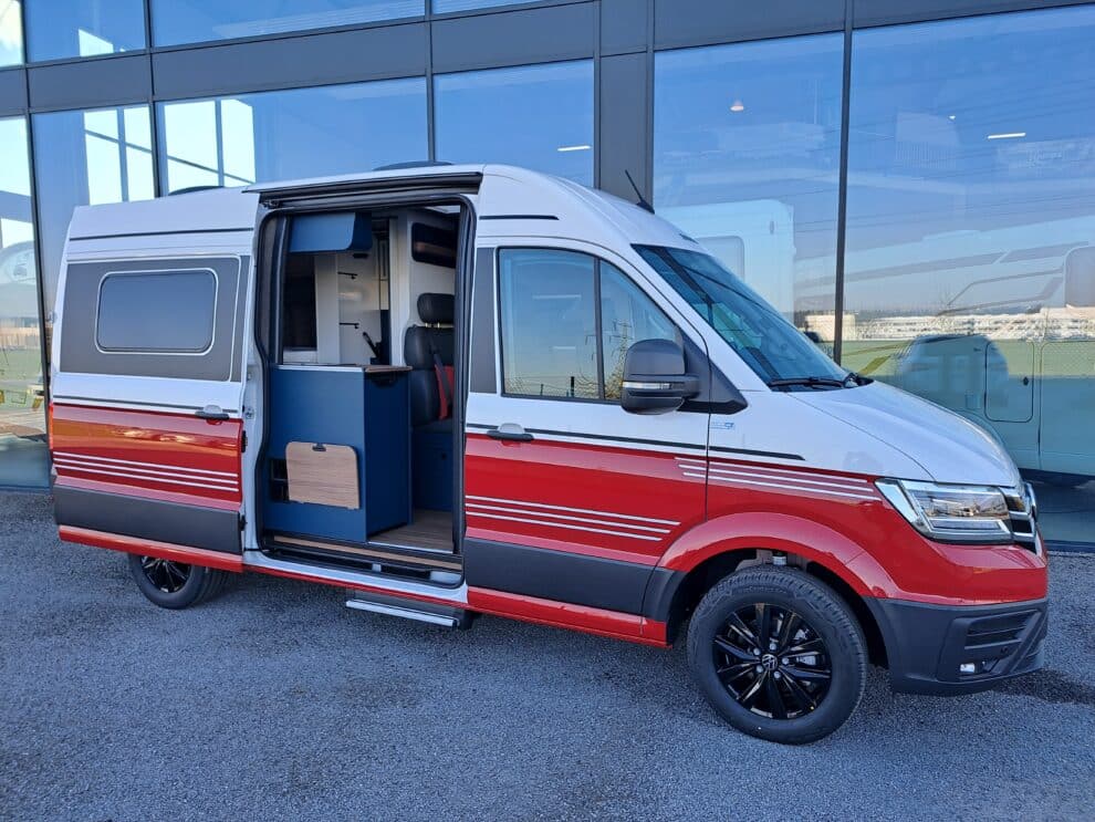 AE2P - Eriba Car 600 / 18