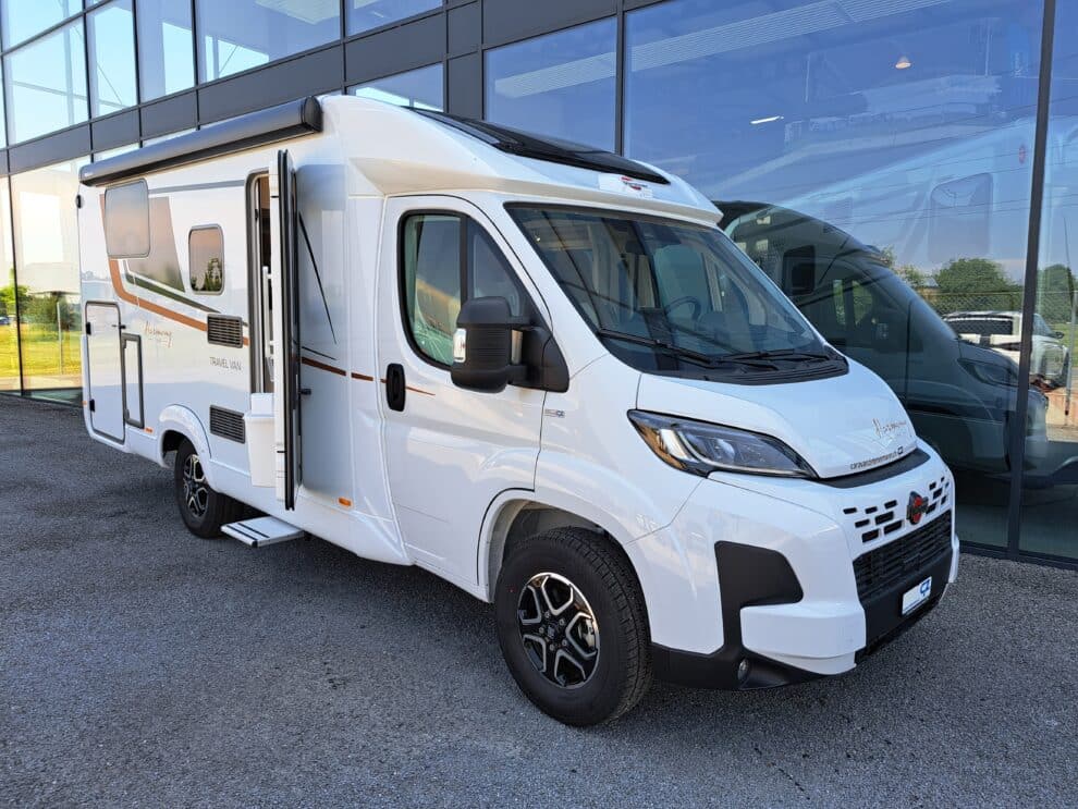 AE2P - Travel Van T 620 / 74